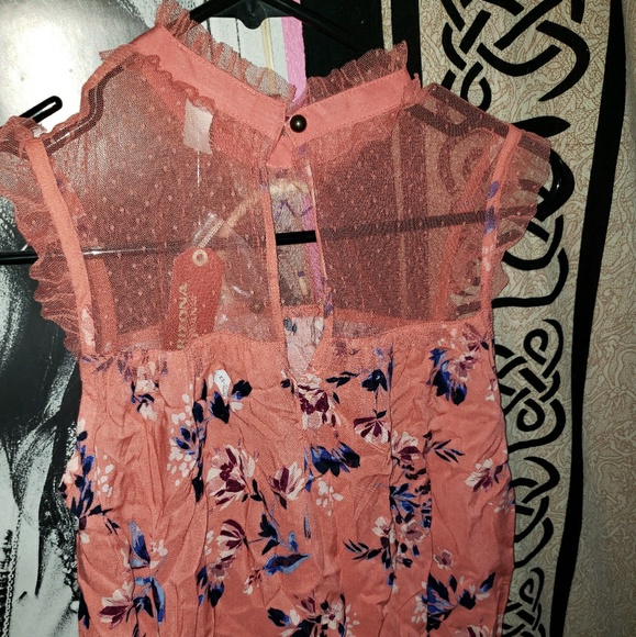 Arizona Jean Company Tops - Pink sleeveless top Arizona Jean Company Tops - Pink sleeveless top